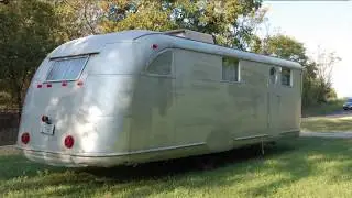 1948 Spartan Manor 24' Vintage Travel Trailer