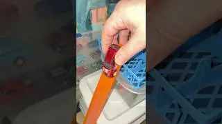 Jump #hotwheels #diecast #subscribe