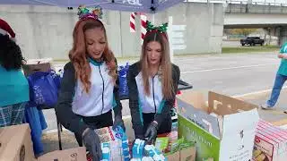 JEA + @jaguars Holiday Meal Drive | Serving Jacksonville Seniors