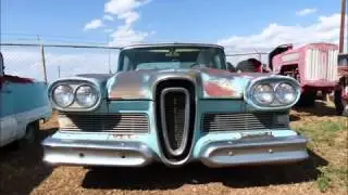 Tucumcari, New Mexico   antique derelict cars