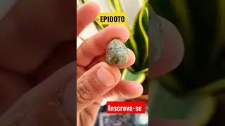 EPIDOTO #shorts #cristal #pedra #stone #rock #video #india #crystalhealing #vibe #crystalvibes