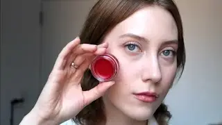 Пробую бальзам для губ и щек №1 De Chanel в оттенке Red Camellia