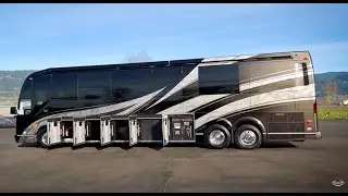 Elegant, Extravagant, 2022 Marathon Show Coach #1345
