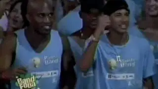 Neymar com Filhos do Sol e Leva N&oacute;iz no Carnaval Salvador 2011 - Band Folia