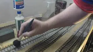 Model Trains 98 - Балластировка модели железнодорожного пути, практическое руководство по установ...