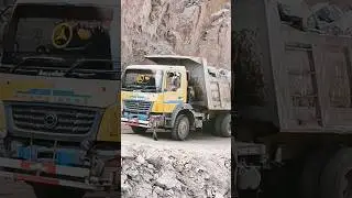 stone loading dumper 😎#drawing #driver #damper #shortvideo #stone#crushermachinevideos #xcavator