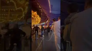 &laquo;Карусель короля Артура&raquo; в парке Диснейленд, Калифорния #shorts #shortsviral #disneyland #usa #fyp