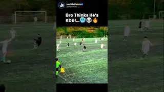 Bro's PASSING🥶✨ #football #soccer #assist #viral #fyp #vision #shorts