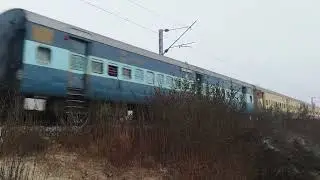 13249 patna Bhabhua intercity via Ara crossing Ara outskirt.😁😁 with 3AC coaches composition