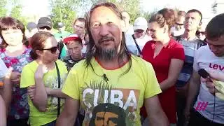 Митинг в Омске✓шаман с якутска красава права голоса✓