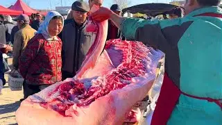 农村大集，卖猪肉太火爆了，围的全是人，一买就好几十斤，太震撼了#卖猪肉#猪肉价格#记录真实生活 #赶集