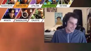 RANK #1 APEX LEGENDS PLAYER IS ACTUALLY HILARIOUS 😂