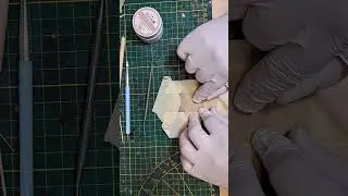 Sculpting a nurgle fly in about 5 mins... if you do it right.