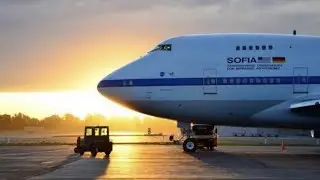 S4E144 Flying the Whale, Chris Farinha