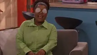 Josh Crushes Helen's Eyedrops | Drake And Josh S3 EP7