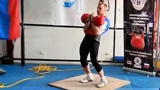 Aleksander Khovstov - 2 x 32 kg kettlebell jerk 100 reps in 8 min / Хвостов - толчок 100 раз х 8 мин