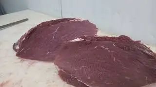 Exposição para balcão de açougue 