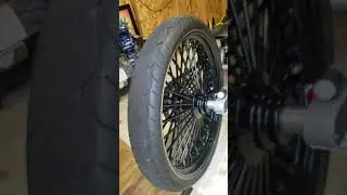 Custom loose spokz bobber