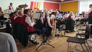 Original Schwarzwälder Hochwaldmusikanten spielen Walzer Medley