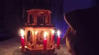 A moment with Chen - Christmas Pyramid
