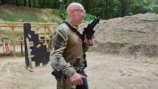 Jak strzelać wielostrzały, Strzelanie Bojowe, Ares Games - Trening HK SP5K
