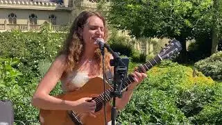 French songs with Meera Sunskirn busking in Brighton Pavilion Gardens.