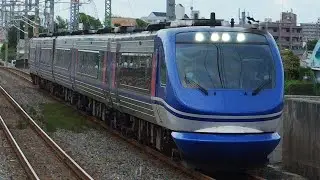 ［130km/hの爆速通過］HOT7000系「スーパーはくと」　JR総持寺駅通過