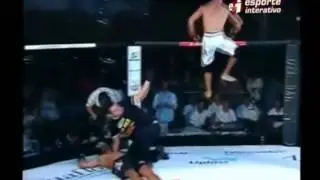UFC VIVO - Nocaute do S&eacute;culo no MMA | Cairo Rocha Nocauteia Com Lindo Golpe de Capoeira