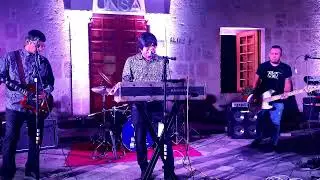 Comfuzztible - Las Pinzas del Alacr&aacute;n (Catedral de Humo)