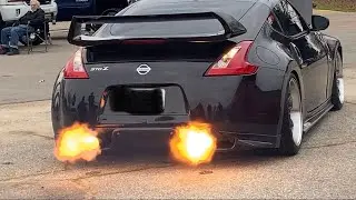 Crazy Nissan 370Z rev battle!