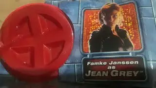 unboxing Marvel X-Men the movie Famke Janssen as Jean Grey action figure
