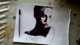 Drawing Miley Cyrus Portrait with pen