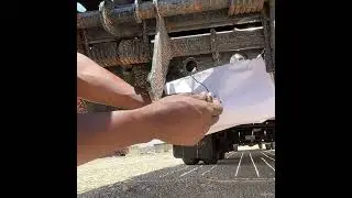 How to replace a tag light on a Big Tex trailer/Dodge Ram/JJ67 Hotshot/ How to video/631 light bulb