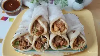 Spicy chicken shawarma recipe 😝😝 |With garlic sauce and homemade shawarma bread