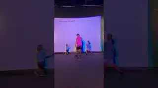 What colors are you Blippi Nashville science center