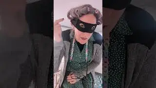 DIY Teacher Book Week Costume - Gangsta Granny 💰 #bookweek #teacherlife #diycostume #dressup