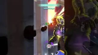 clutching an unwinnable round..
