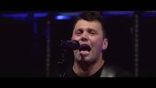 Kochaj mnie/Niech się ludzie śmieją - Power Play/Mateusz Mijal - cover w wyk. Kings of Disco