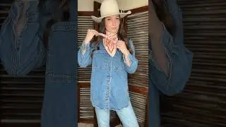 SCL Tie Guide: THE COWGIRL #scarftutorial #scarfstyles #countryfashion #cowgirlfashion #cowgirlup