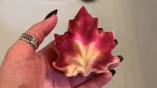 September Lavish bath box demos