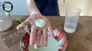 Make Cornflour Slime &ndash; An Fun, Easy Science Experiment For Children To Try At Home