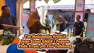 Tim Multimedia SMKN 1 Pugaan jaga stand di Event Job Fair Tabalong 2025