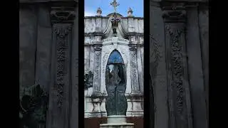 (3 a Más) Cementerio de "La Recoleta" Buenos Aires Argentina.