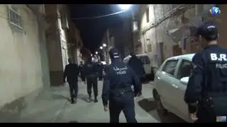 شاهد أمن ولاية غرداية يطوق شوارع المدينة و يتخذ إجراءات صارمة على مخالفي الحجر الجزئي