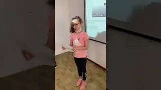 Communication PUBLIC SPEECH anglais par un enfant apprenant &agrave; communication.comVID 20210916 WA0075