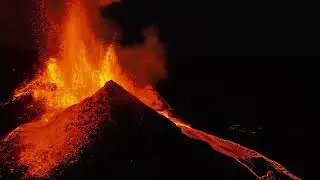 volcano eruption Stock Video