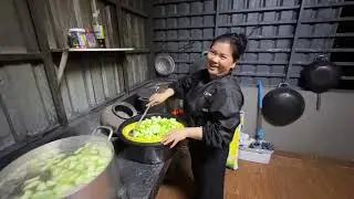 ល្ងាចនេះអ្នកគ្រូធ្វេីម្ហូបស្ងោរត្រឡាច🍲 #1million #food 