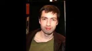 Andrew Hussie seduces you with his lips