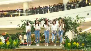 [4K] 20150221 피에스타(FIESTAR) 타임스퀘어 Sweet&Romantic Ceoncert 전체직캠 - 03.멘트1