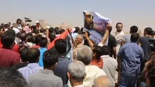Libya: Prisoners escape as protests rage over activist killing